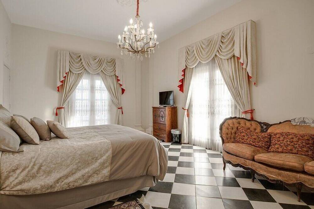 Photo of Bedroom in Southeast Heights