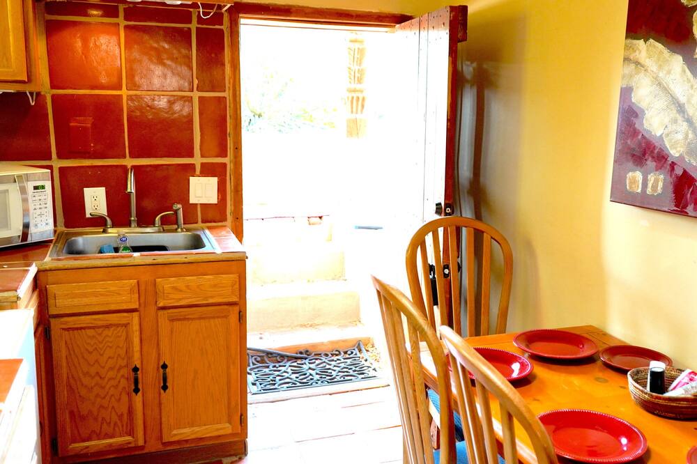 Photo of Kitchen in Placitas