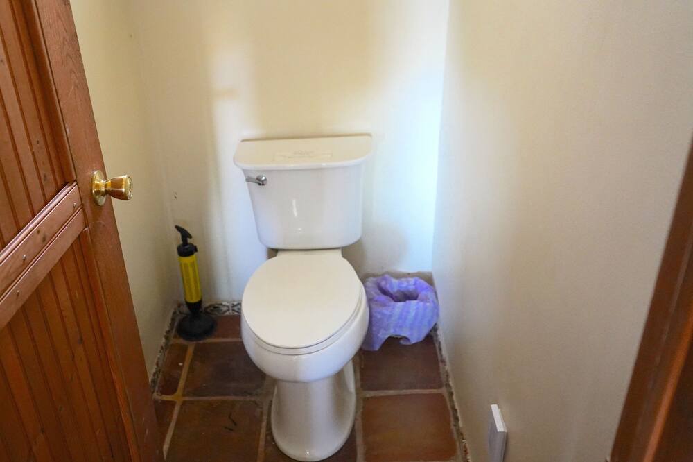 Photo of Bathroom in Placitas