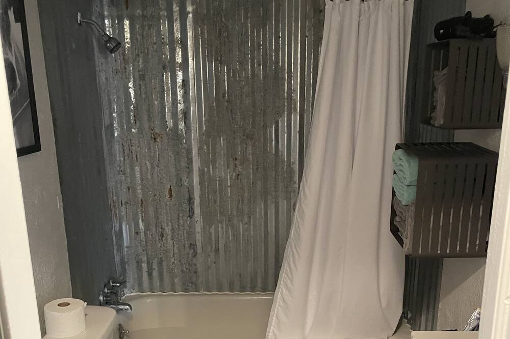 Photo of Bathroom in Clayton