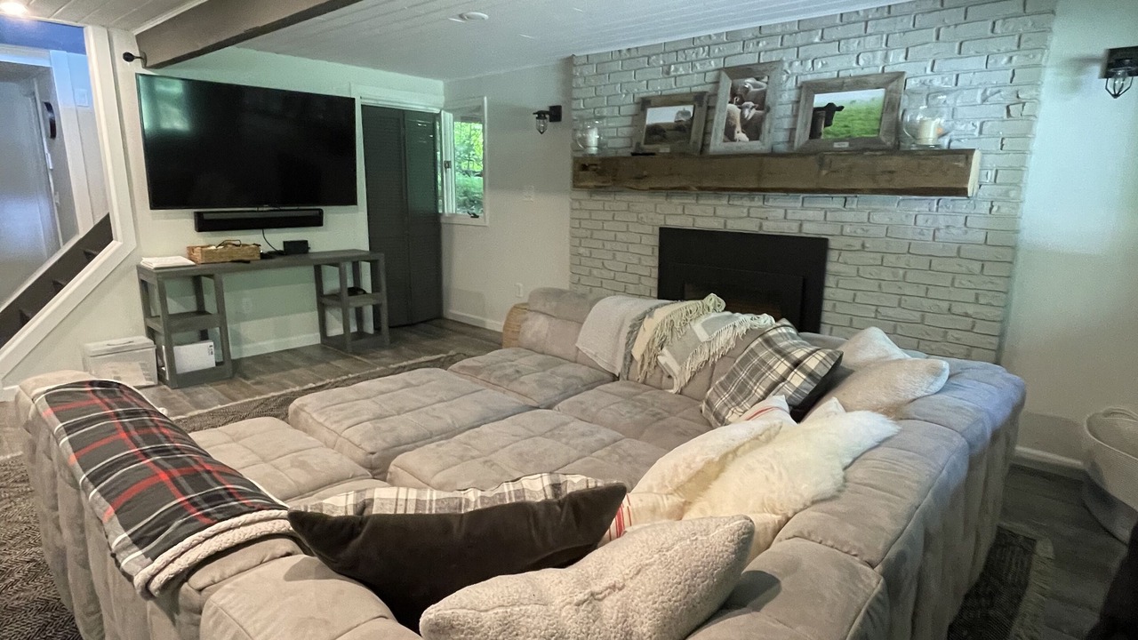 Photo of Livingroom in West Dover