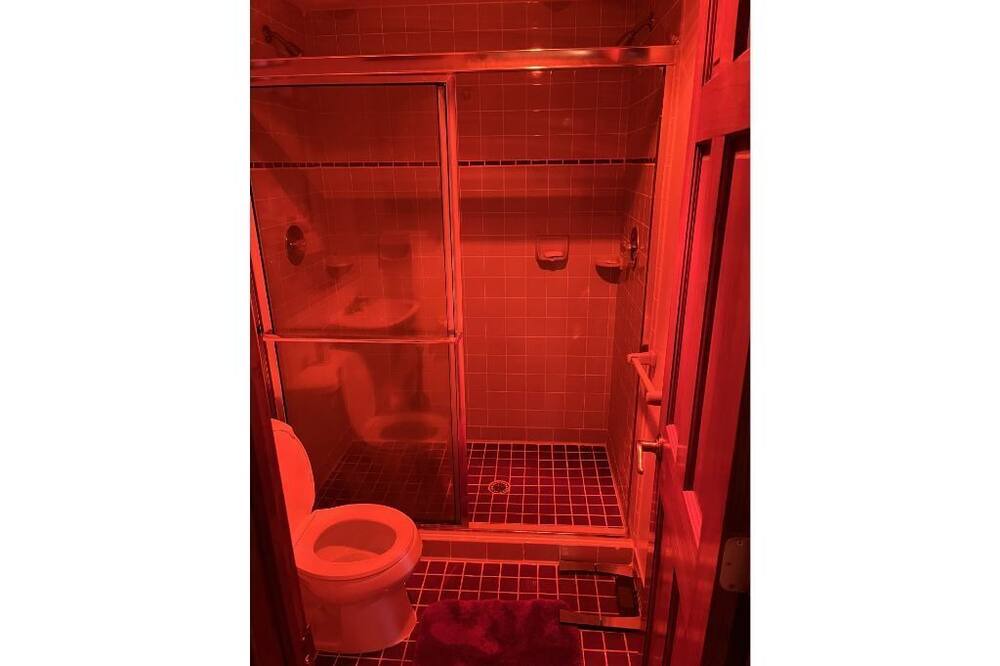 Photo of Bathroom in Maplewood