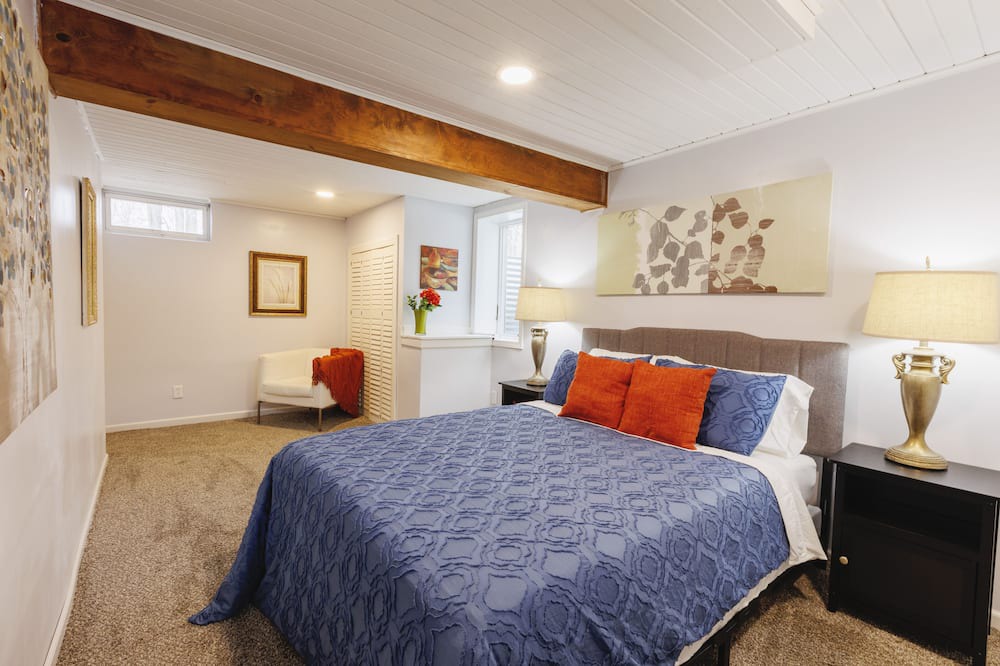 Photo of Bedroom in Corcoran