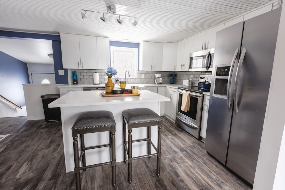 Photo of Kitchen in Corcoran