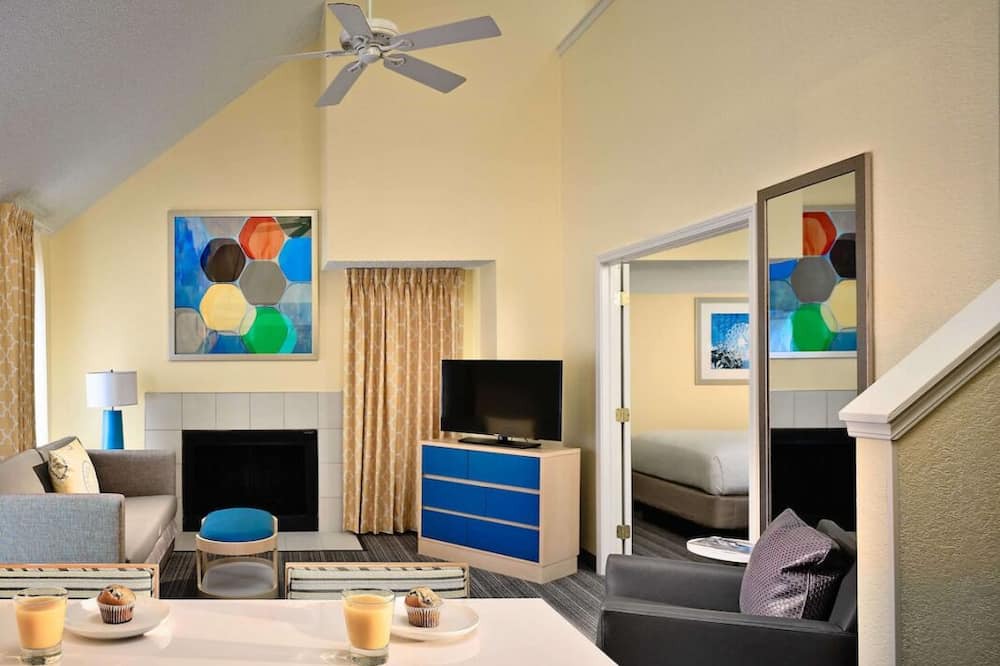 Photo of Livingroom in Eagan