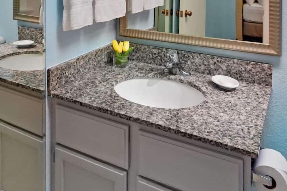 Photo of Bathroom in Eagan