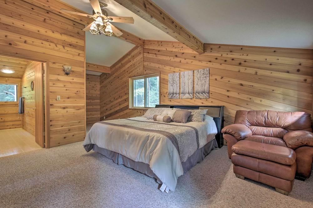 Photo of Bedroom in Watersmeet