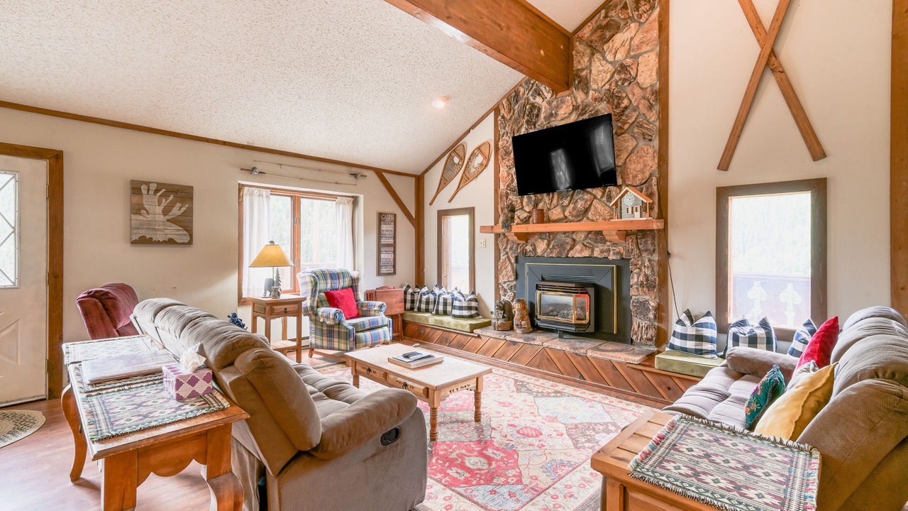 Photo of Livingroom in Red River