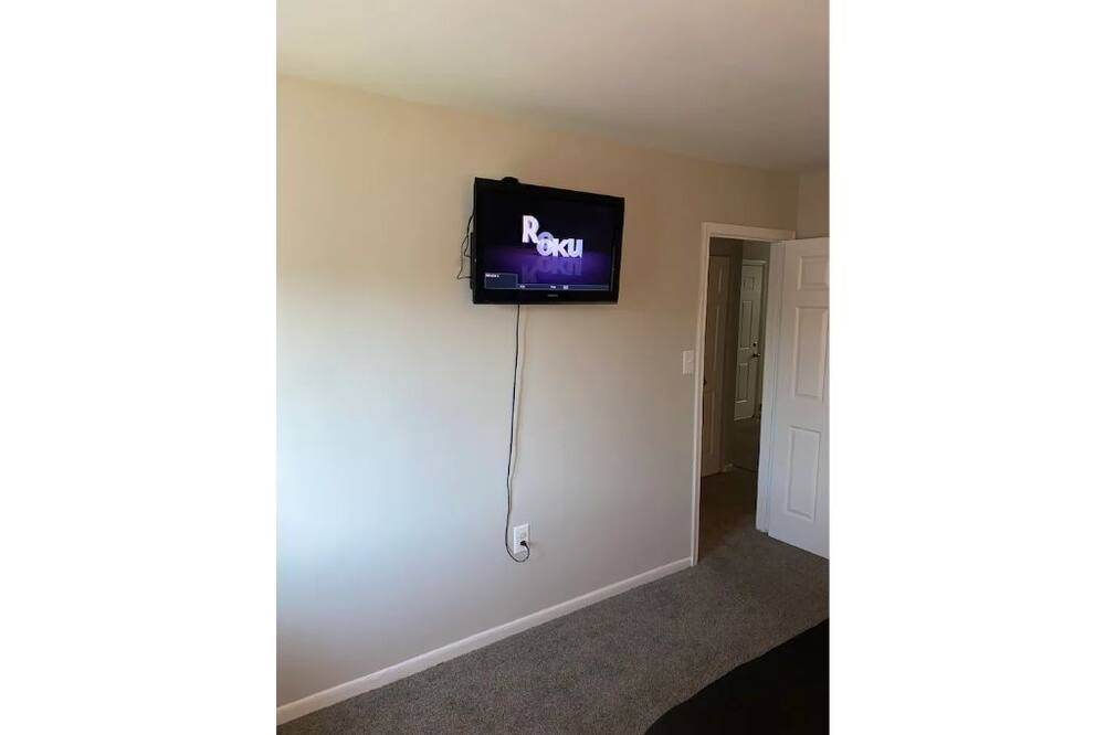 Photo of Bedroom in Laurel