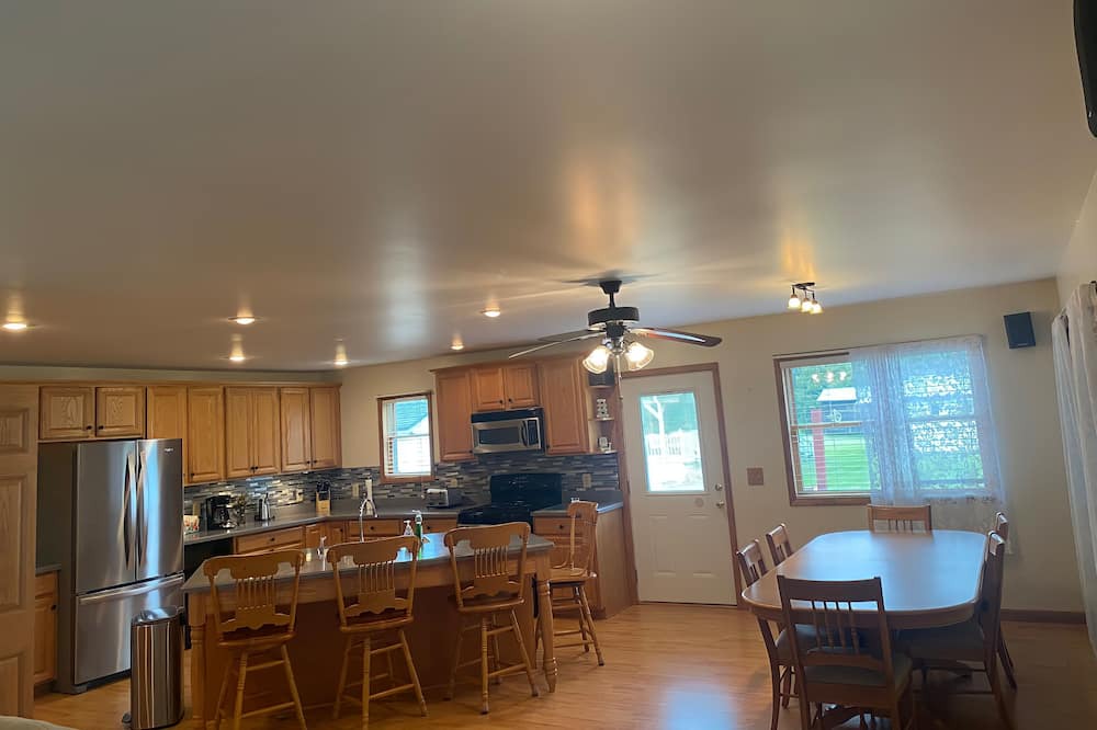 Photo of Kitchen in Brier Hill