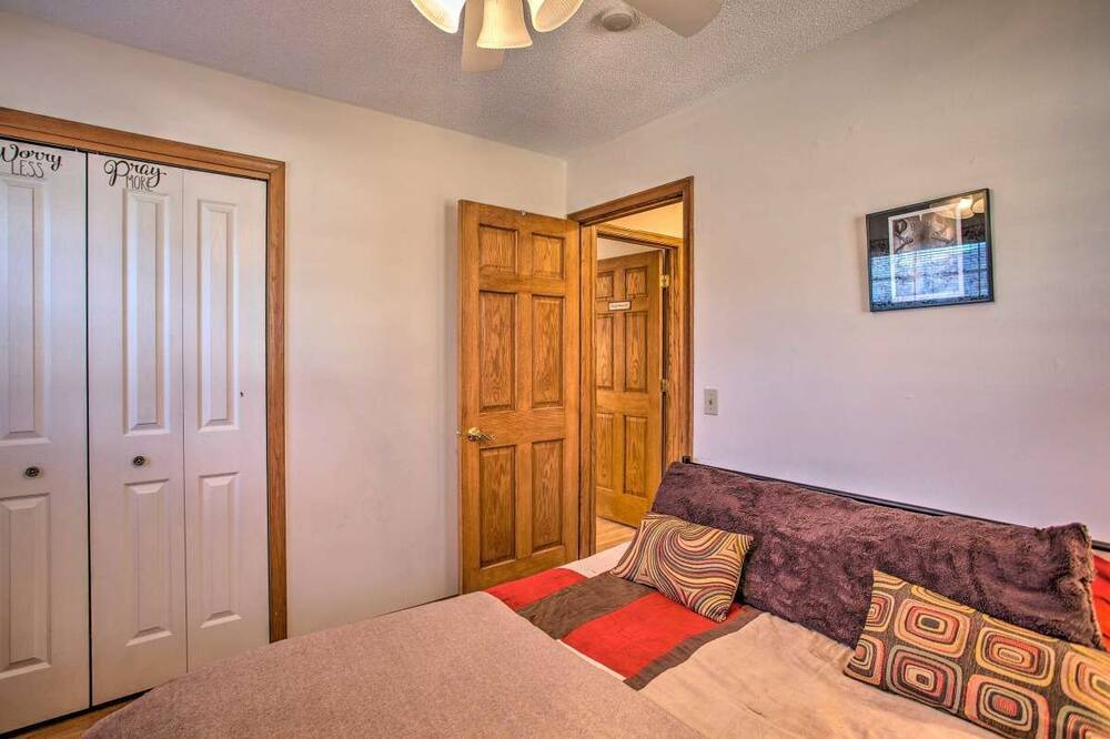 Photo of Bedroom in Crystal