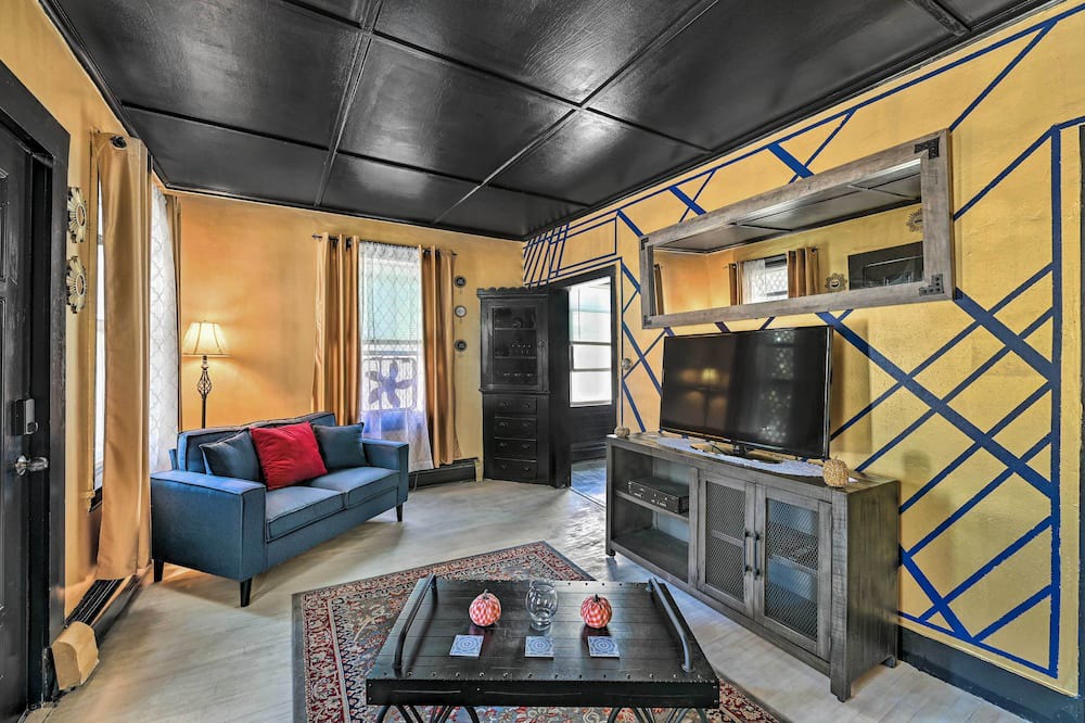 Photo of Bedroom in Adams