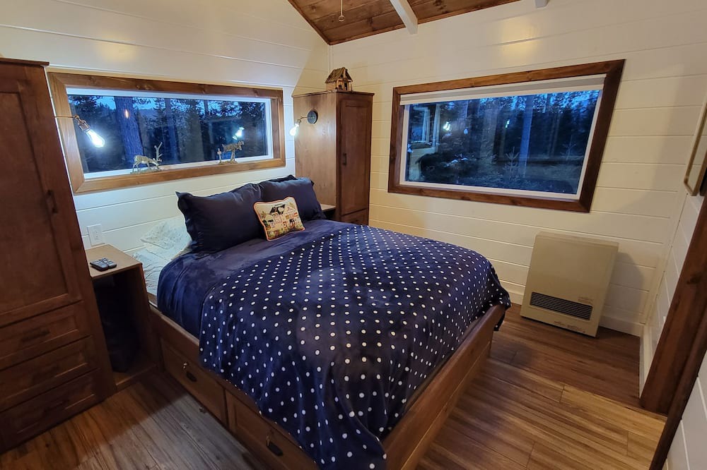 Photo of Bedroom in Malone