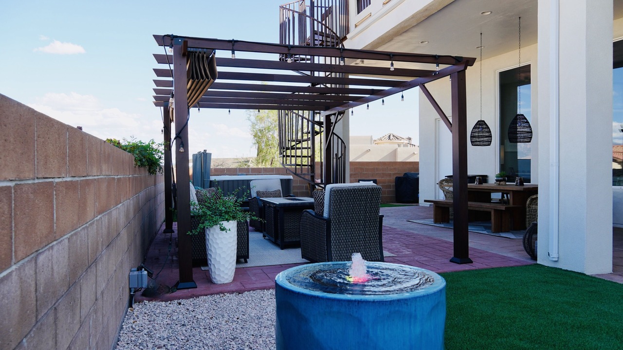 Photo of Patio Balcony in Paradise Hills Civic
