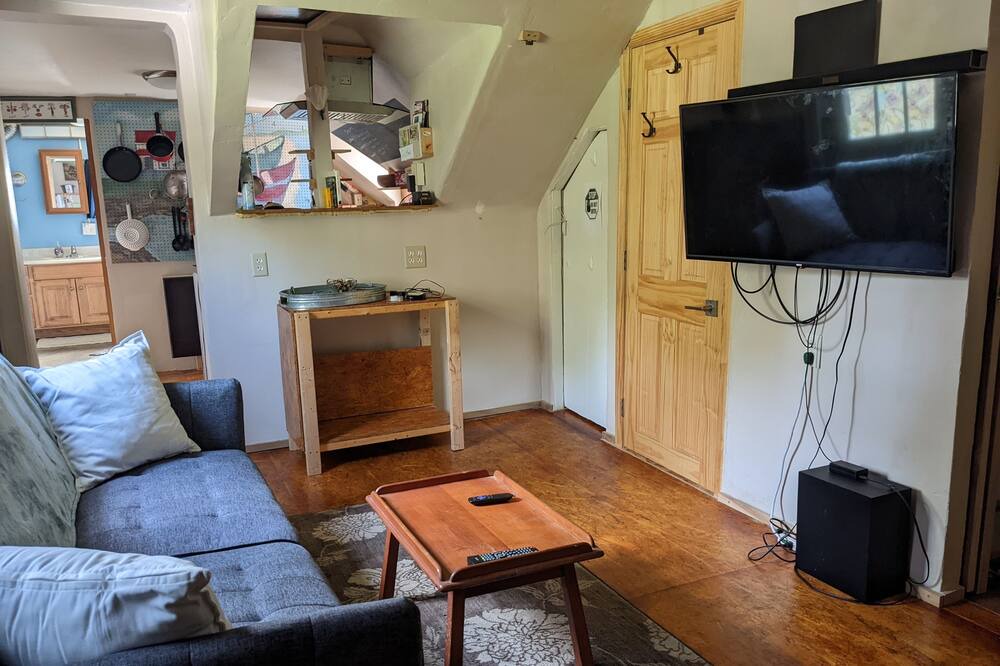 Photo of Livingroom in Winooski