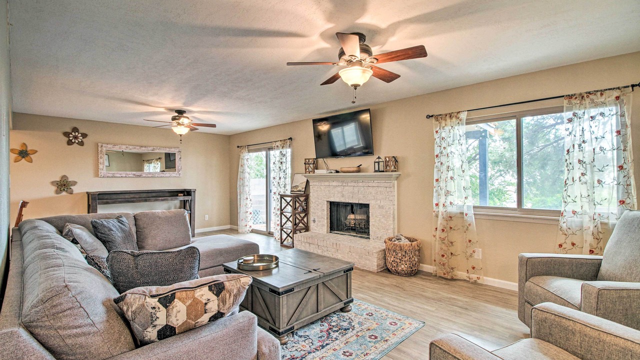 Photo of Livingroom in Northeast Heights