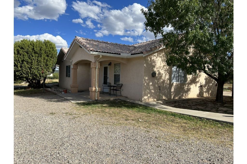 Photo of Outdoor in Zuzax