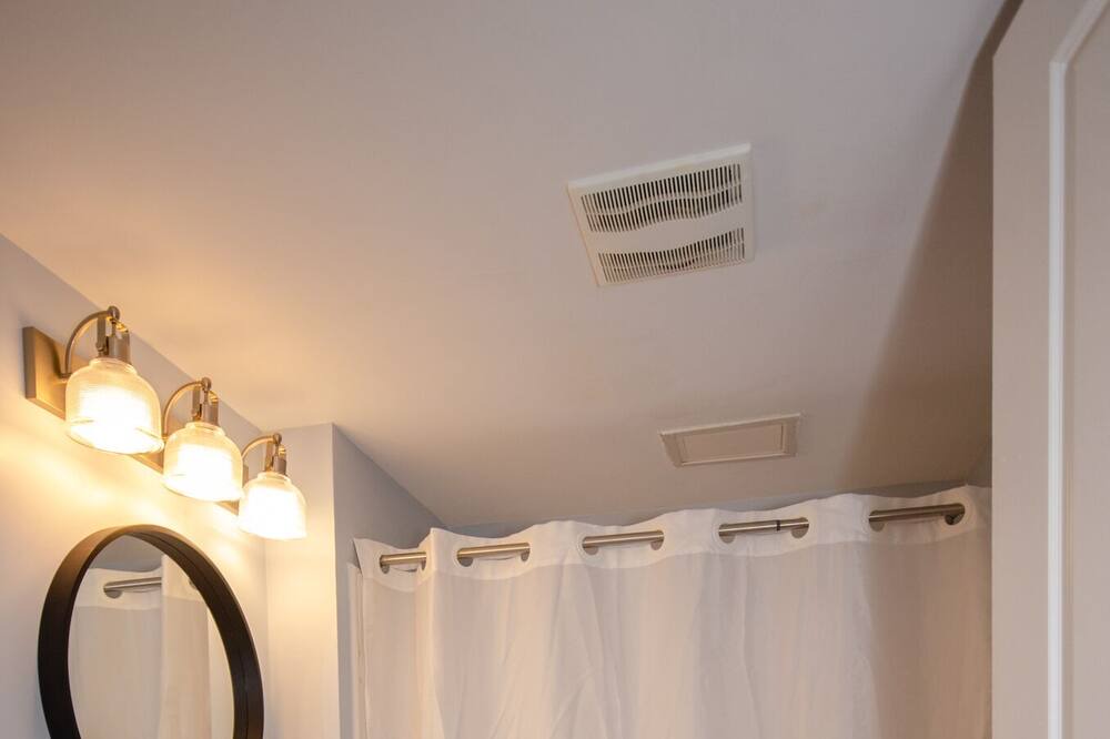 Photo of Bathroom in Readstown