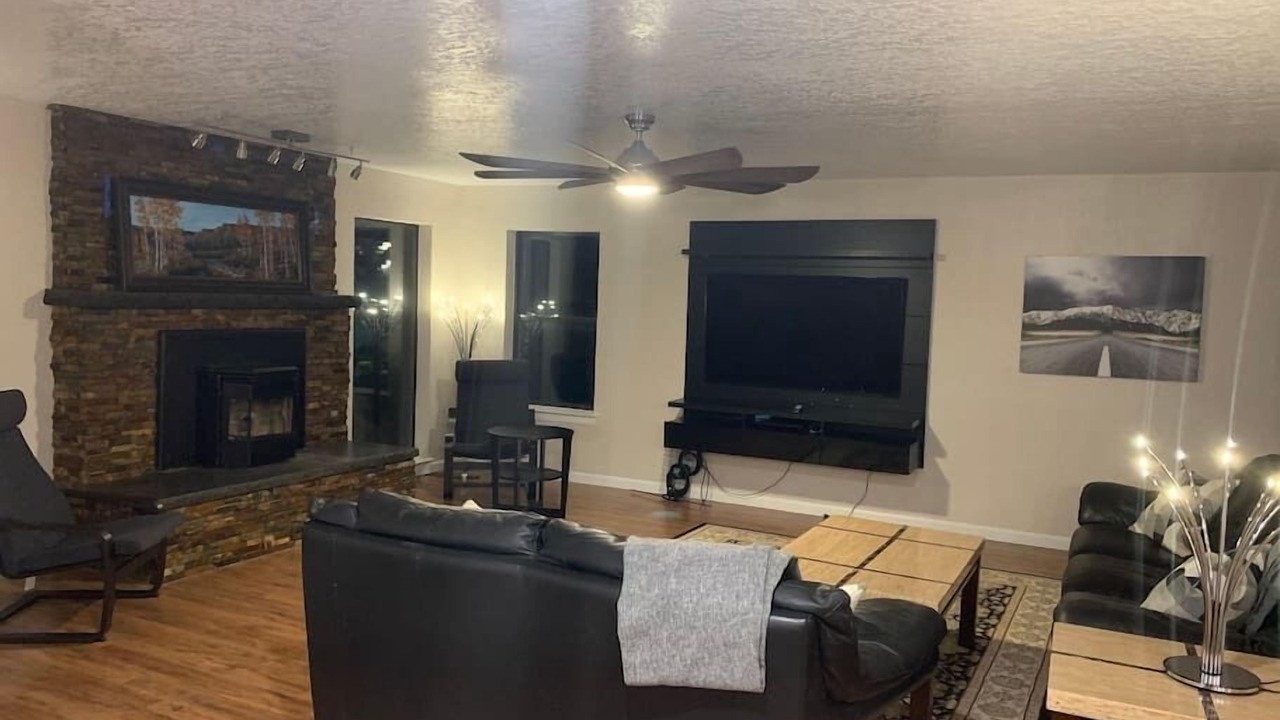 Photo of Livingroom in Pinion Ridge Estates