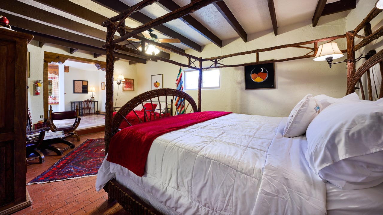 Photo of Bedroom in Alamedan Valley