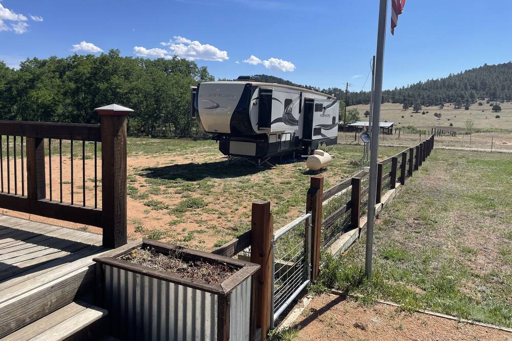 Photo of Outdoor in Holman