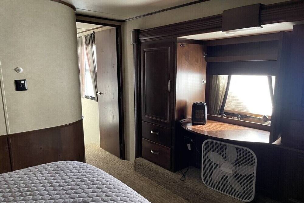 Photo of Bedroom in Holman