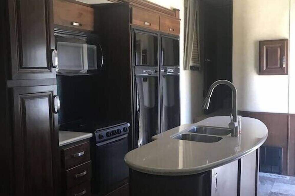 Photo of Kitchen in Holman
