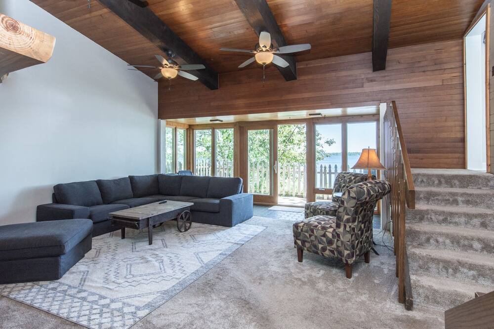 Photo of Bedroom in Nisswa