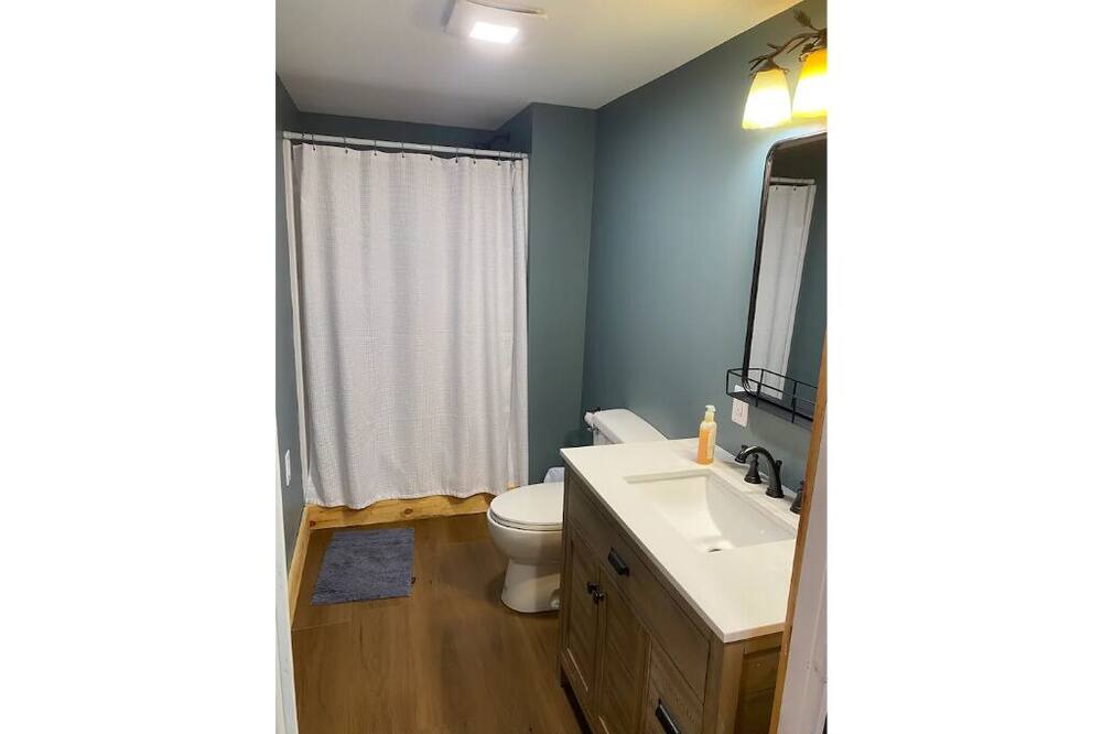 Photo of Bathroom in Lake Pleasant