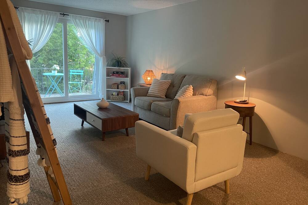Photo of Livingroom in Graniteville