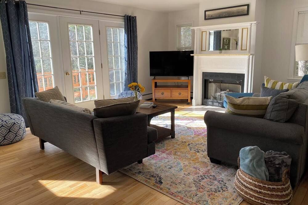 Photo of Livingroom in Morrisville