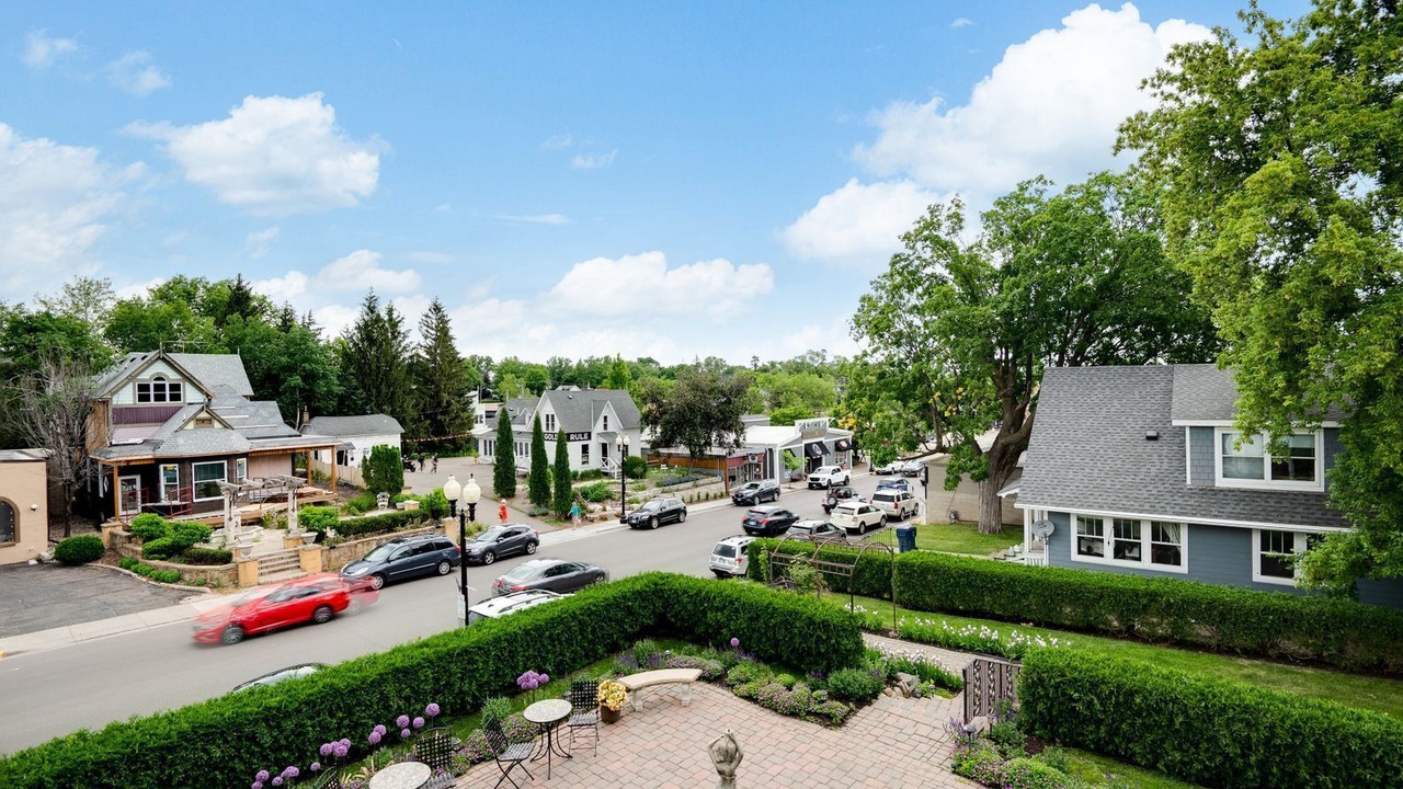Photo of Outdoor in Excelsior