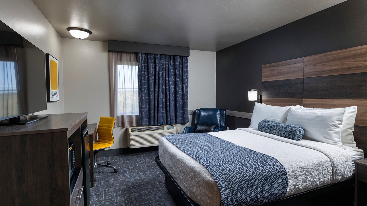 Photo of Bedroom in Ashwaubenon
