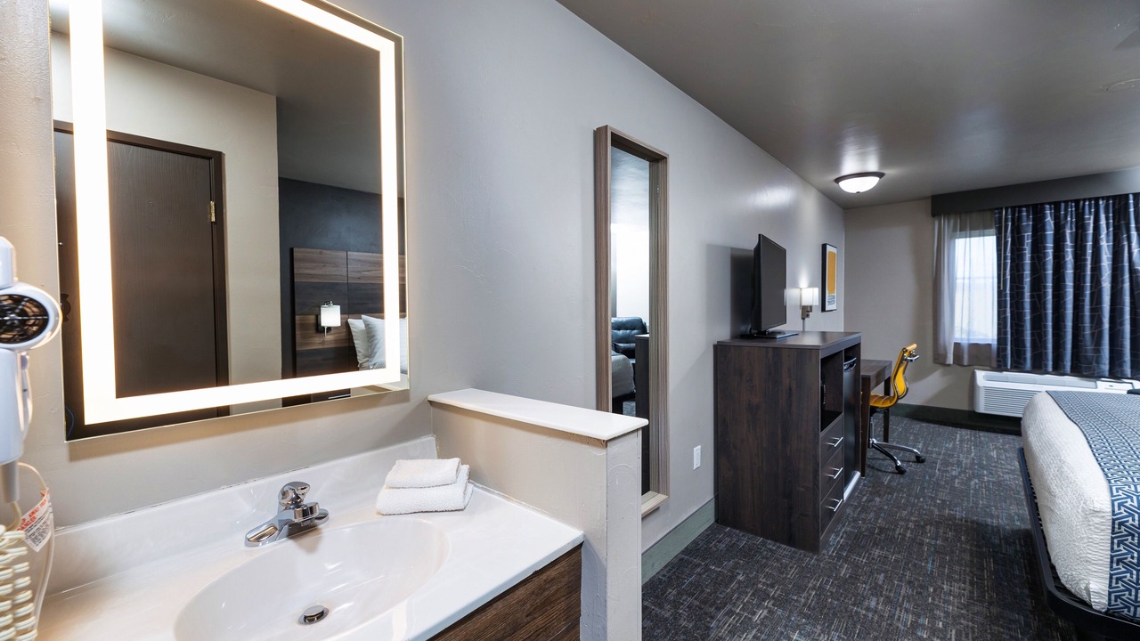 Photo of Bedroom in Ashwaubenon