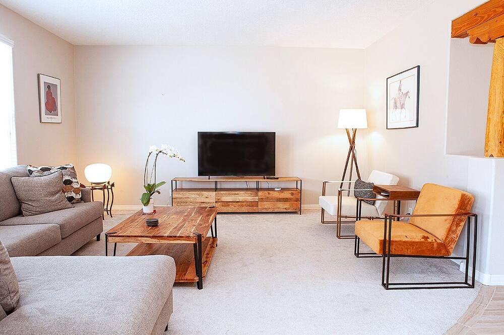 Photo of Livingroom in Santa Fe