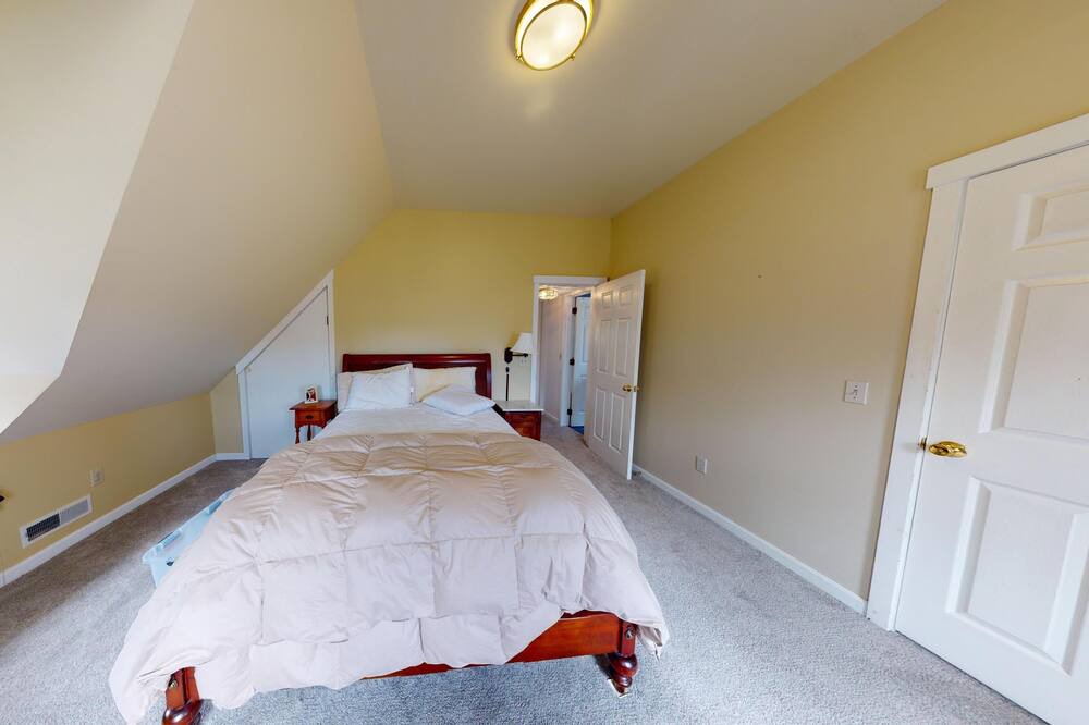 Photo of Bedroom in Waitsfield