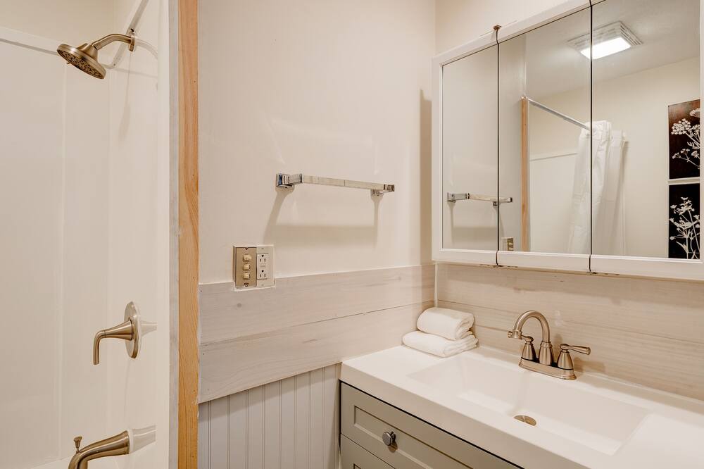 Photo of Bathroom in East Haven  Rutland County