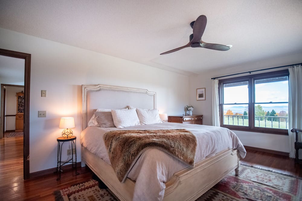 Photo of Bedroom in Greensboro