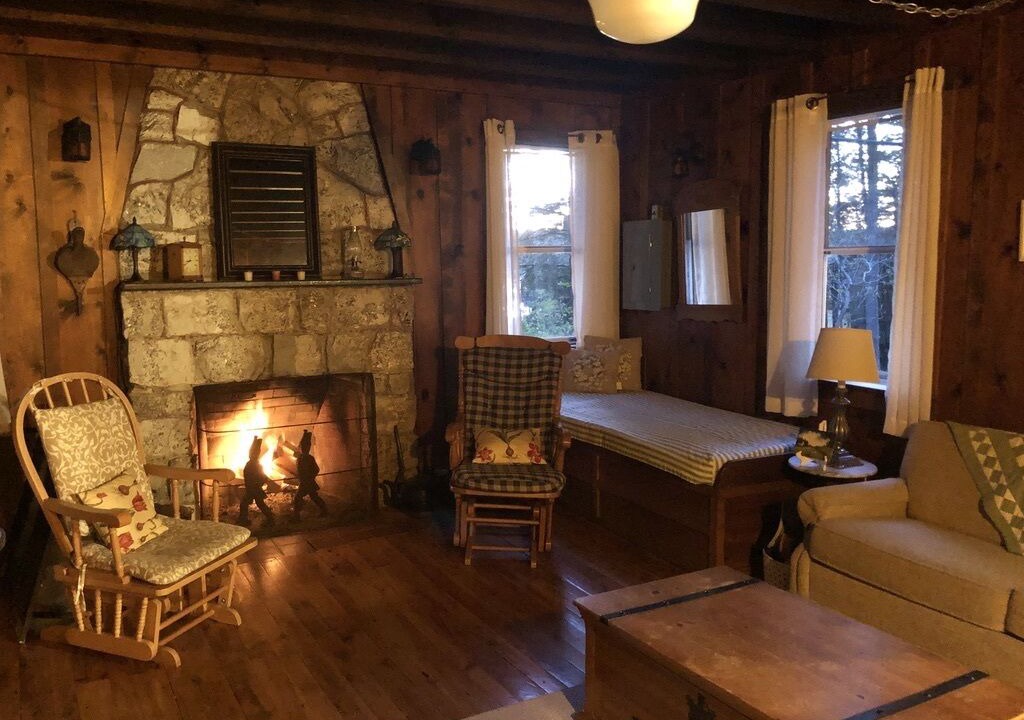 Photo of Livingroom in Fitzwilliam