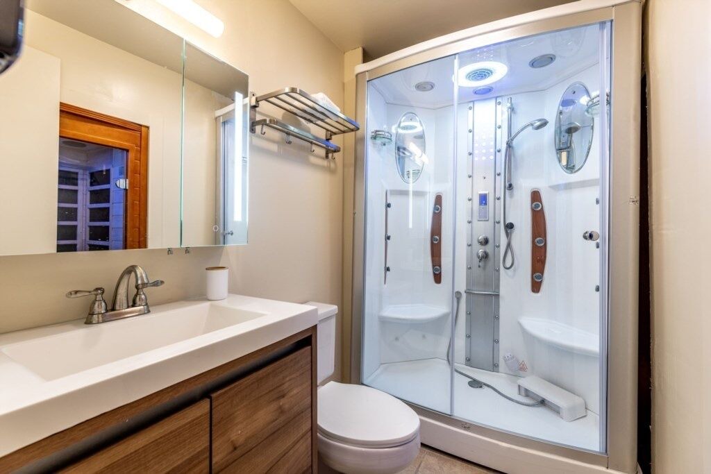 Photo of Bathroom in Jeffersonville