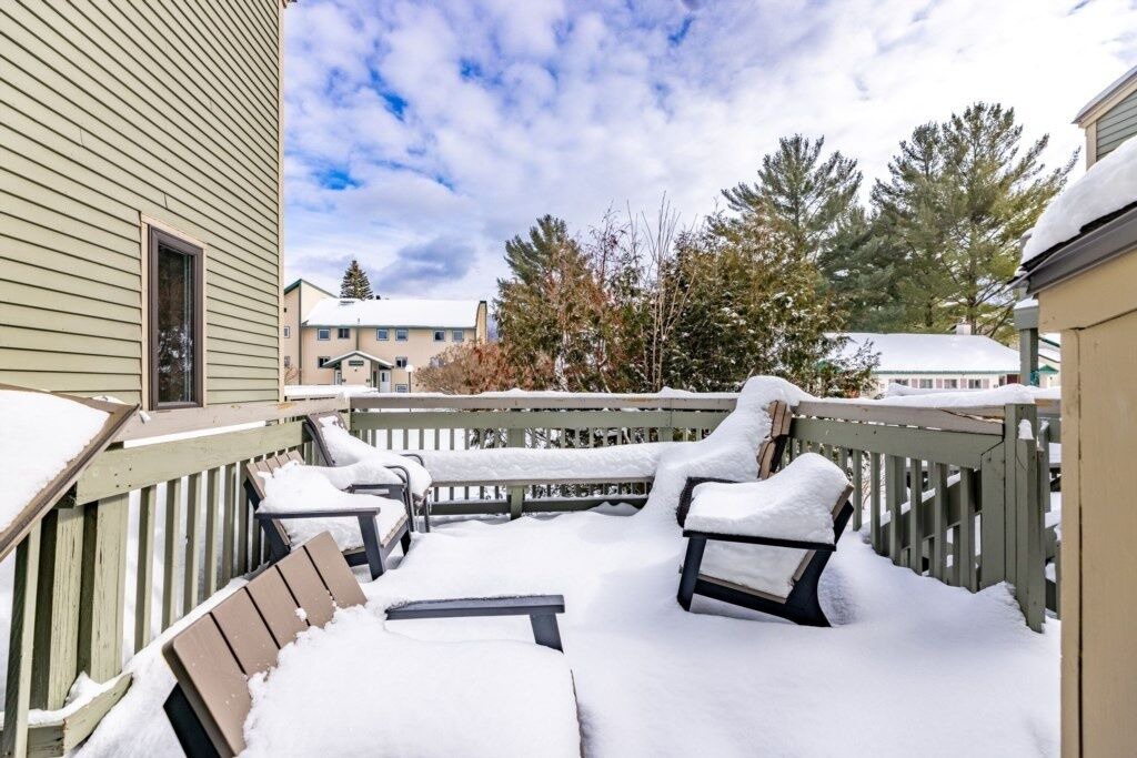 Photo of Patio Balcony in Jeffersonville