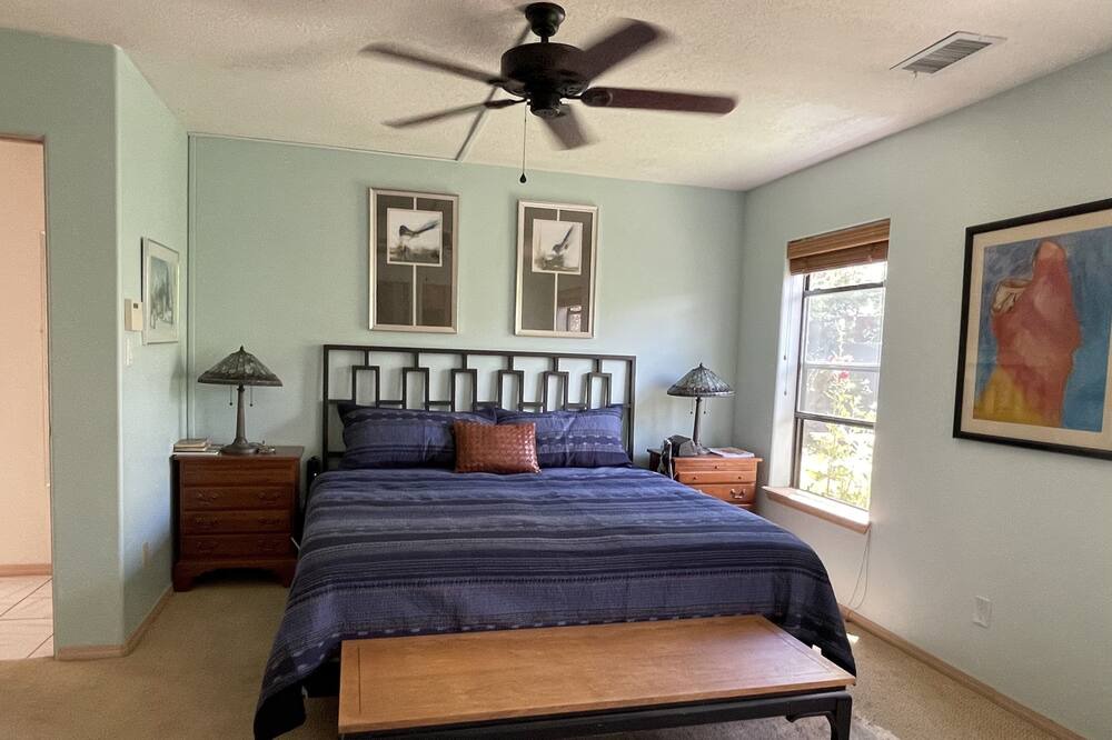 Photo of Bedroom in Southside