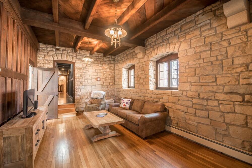 Photo of Livingroom in Somerset