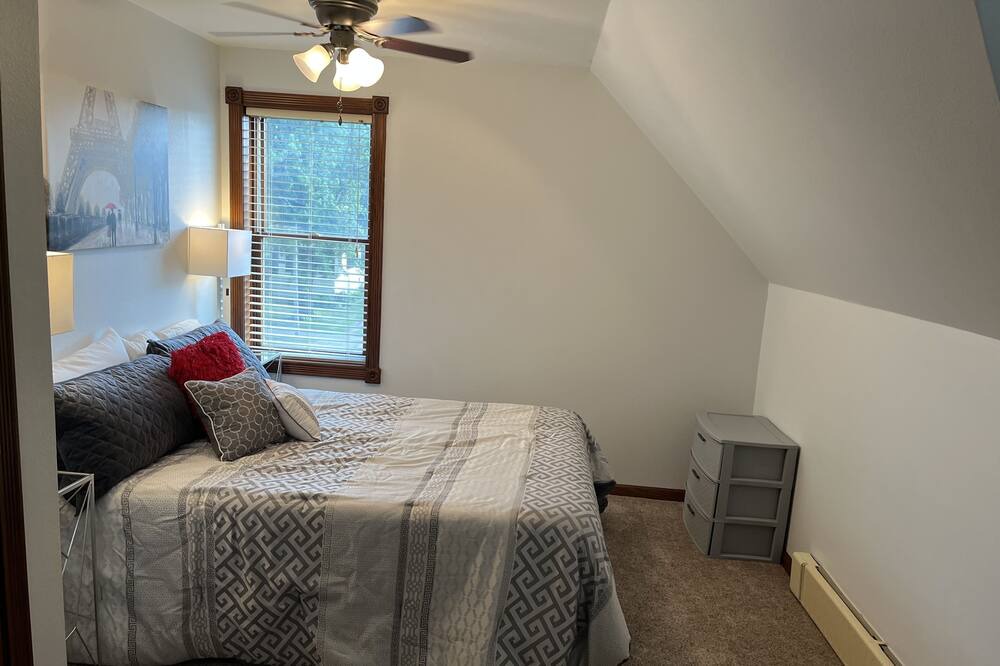 Photo of Bedroom in Red Wing