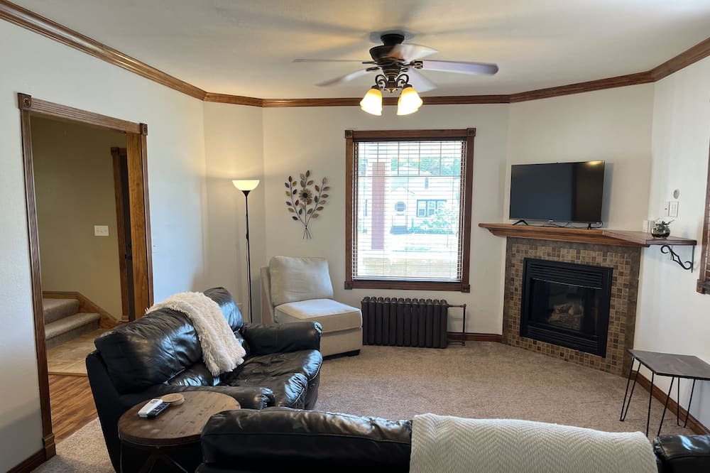 Photo of Livingroom in Red Wing