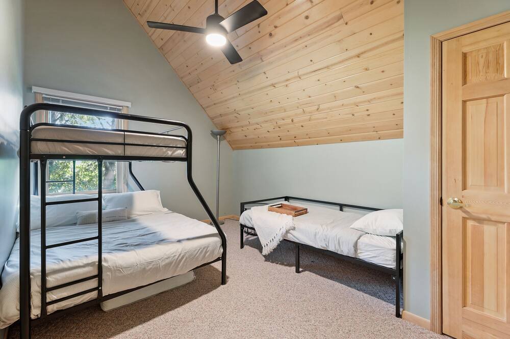 Photo of Bedroom in Zimmerman