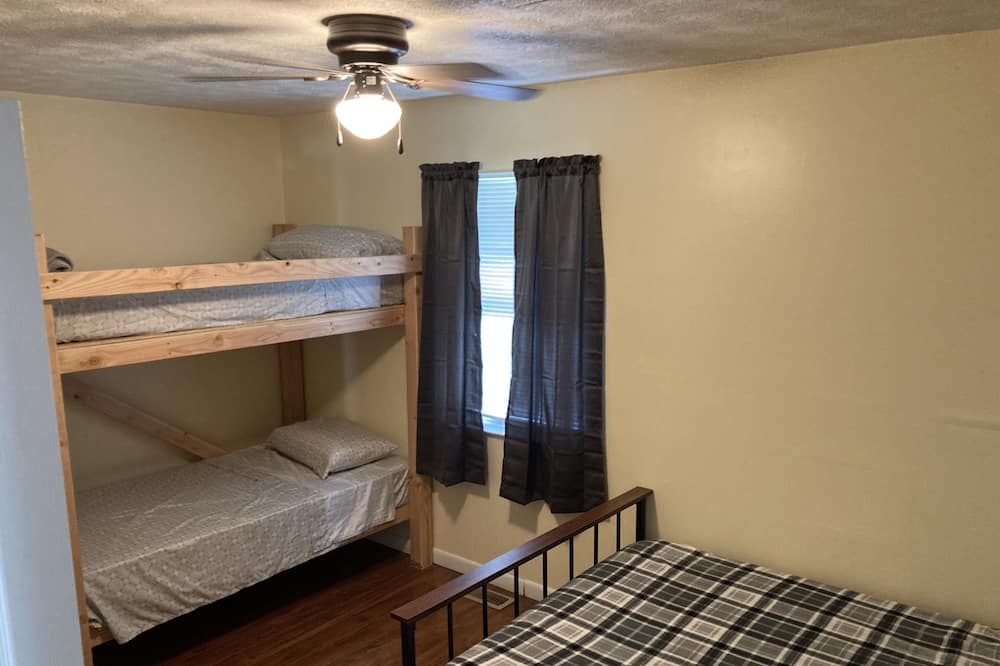 Photo of Bedroom in Newtown