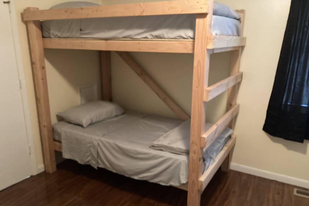 Photo of Bedroom in Newtown