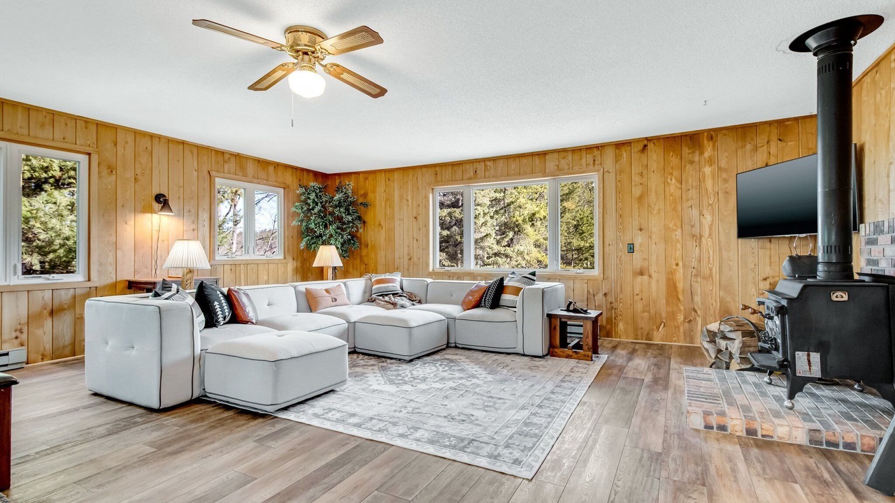 Photo of Livingroom in Danbury