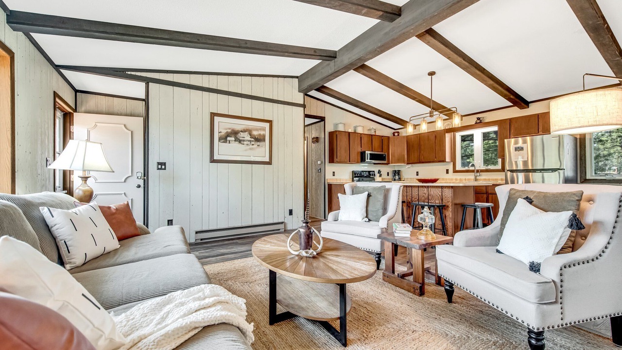 Photo of Livingroom in Danbury